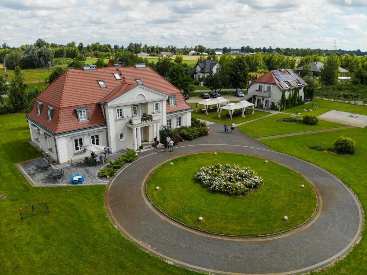 Eco Nieborow Hotel Exterior photo