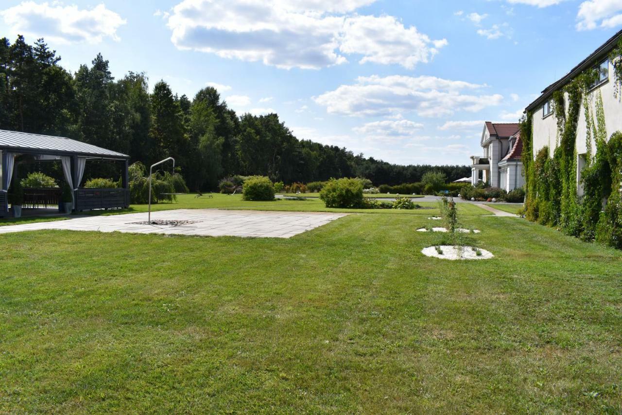 Eco Nieborow Hotel Exterior photo